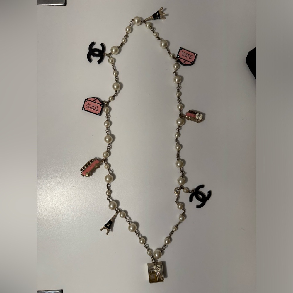 Chanel 2006 Devil wears Prada necklace